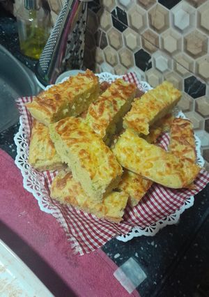 Una foto de Budín salado de queso y cebollín