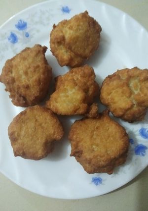 সুজি ময়দার মতিচুর লাড্ডু রেসিপির প্রধান ছবি