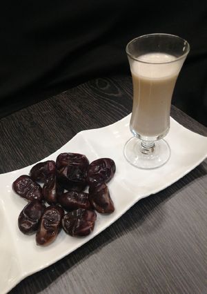 A picture of Khajoor ka shake.