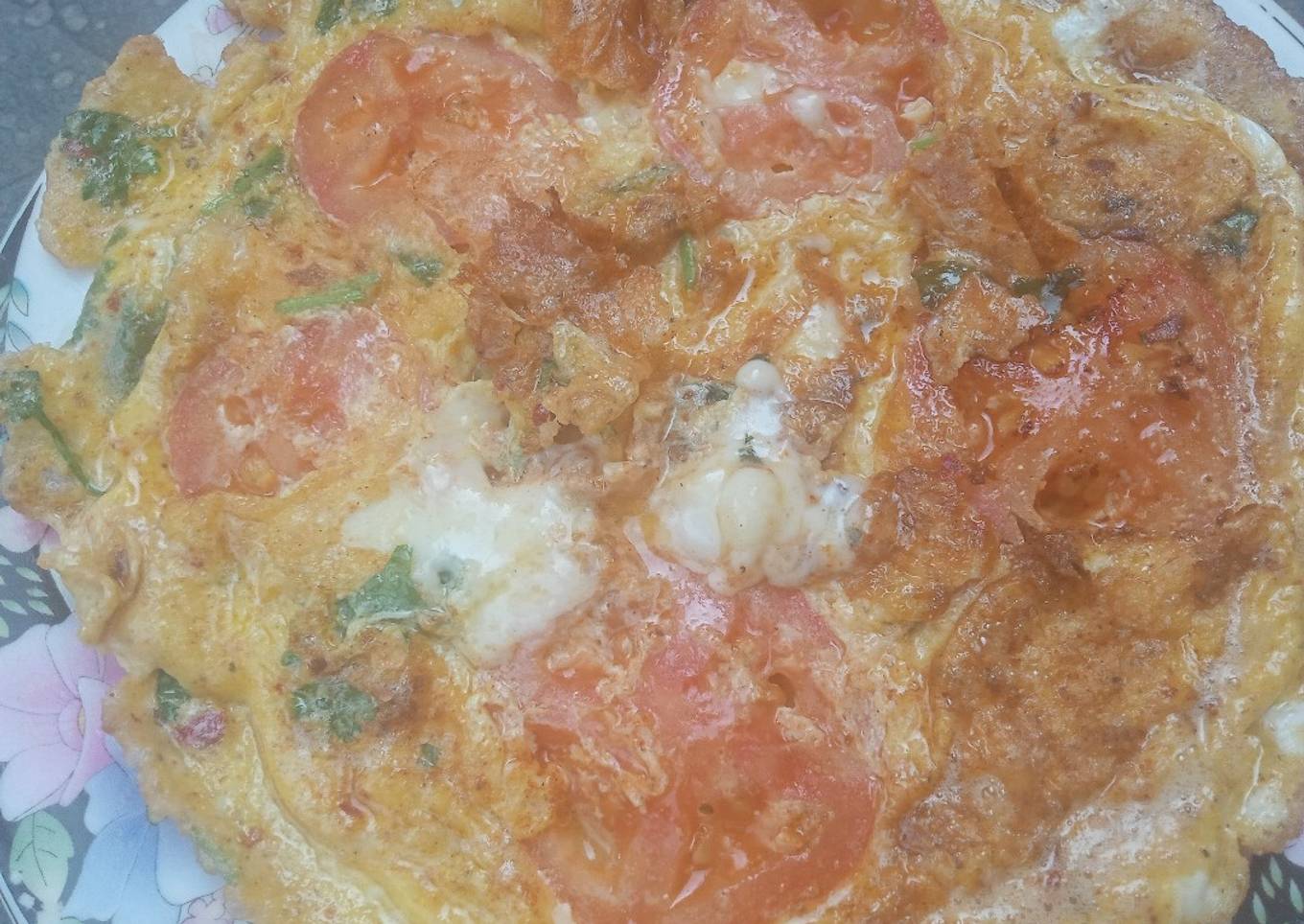 Pizza omelet