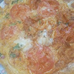 A picture of Pizza omelet.