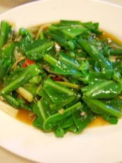 山蘇炒小魚干 的食譜成品照片