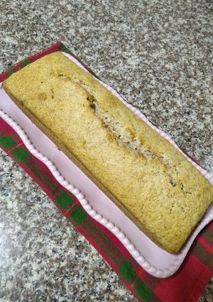Una foto de Budín vegano -con bagazo de leche de almendras y coco rallado :)