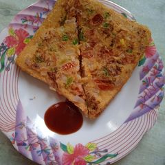 A picture of Suji bread pizza.