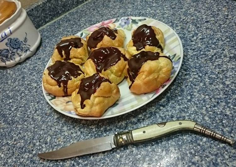 Profiteroles 🍦🍩Con cobertura de Chocolate 🍫