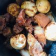 Thịt kho trứng coca