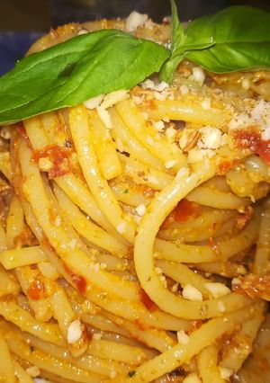 Foto di Vermicelli con pesto di pomodori secchi
