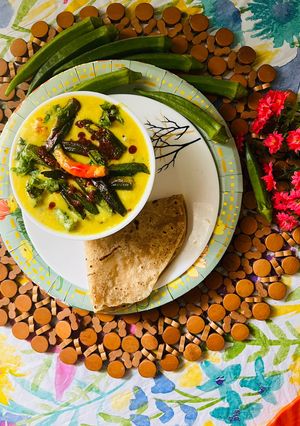 A picture of Bhindi Curry.