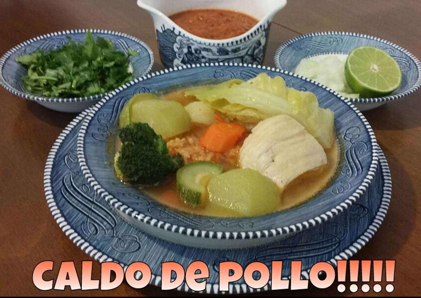 Caldo de pollo con verduras🌹