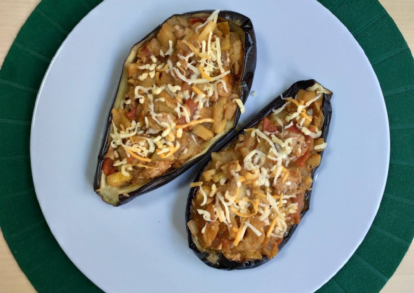 Berenjena rellena con manzana