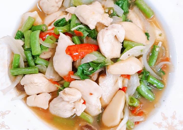 Recipe: Perfect "ผัดกะเพราไก่ตามใจฉัน"