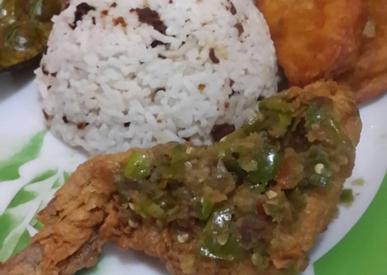 Ayam Geprek feat Nasi TO