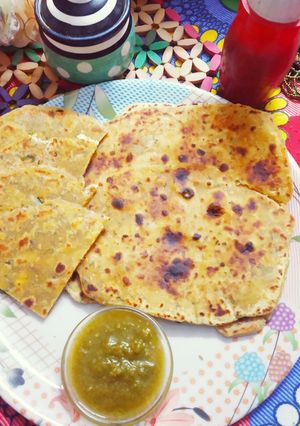 दही का पराठा (पनीर स्टफ़ड) रेसिपी मुख्य फोटो