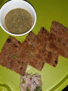 मूली का पराठा (Mooli ka paratha recipe in Hindi) रेसिपी मुख्य फोटो