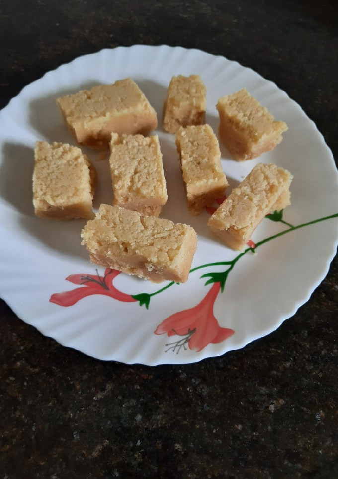 மைசூர் பாக் செய்முறை முக்கிய புகைப்படம்