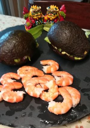 Una foto de Aguacates rellenos para dos