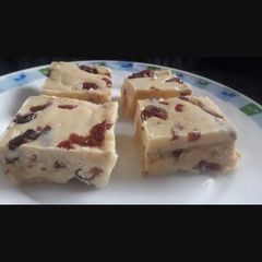 A picture of Cranberry chocolate fudge.
