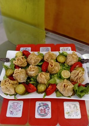 عکسی از دستور بقچه خمیری بخار پز مغولستان BUZE