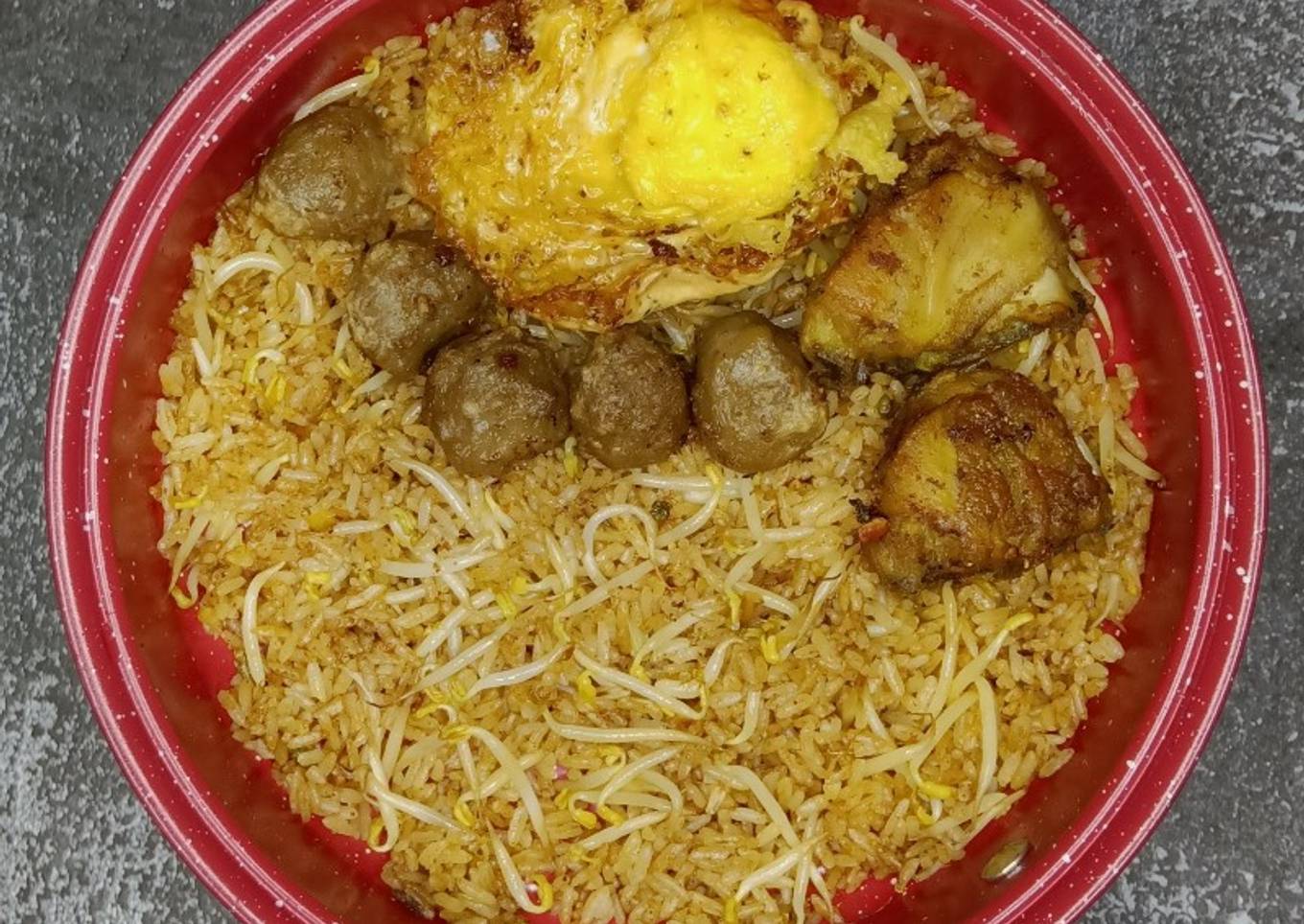 Nasi Goreng Bumbu Rendang