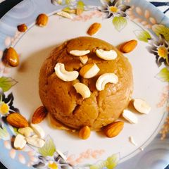 Wheat flour (Aate) ka Halwa A picture of Wheat flour (Aate) ka Halwa.