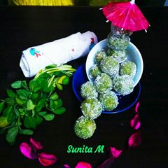 A picture of Green MEETHI BOMB.