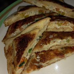 A picture of Simple bread and egg.