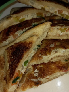 A picture of Simple bread and egg.