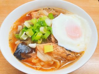 鯖魚罐頭湯麵~颱風麵😁～古早味
