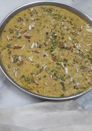 मूंग दाल बर्फी ( moong dal barfi recipe in Hindi रेसिपी मुख्य फोटो