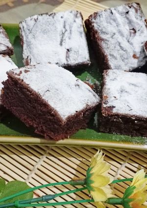Foto resep 49. Brownies Salju (Topping Gula Halus)