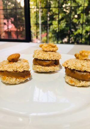 Una foto de Alfajores de coco