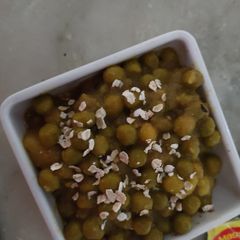 A picture of Matar chaat.