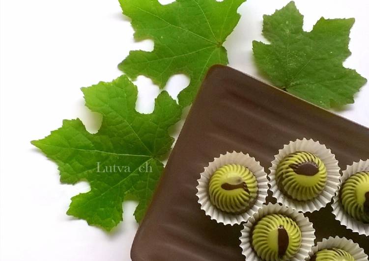 Cara Gampang Menyiapkan Coklat Praline isi Ganache Greentea yang Bisa Manjain Lidah