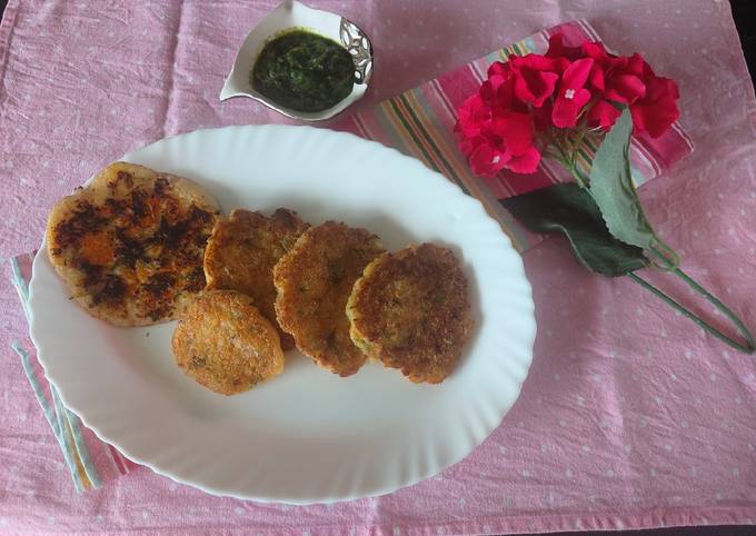 Semolina uttapam instant recipe