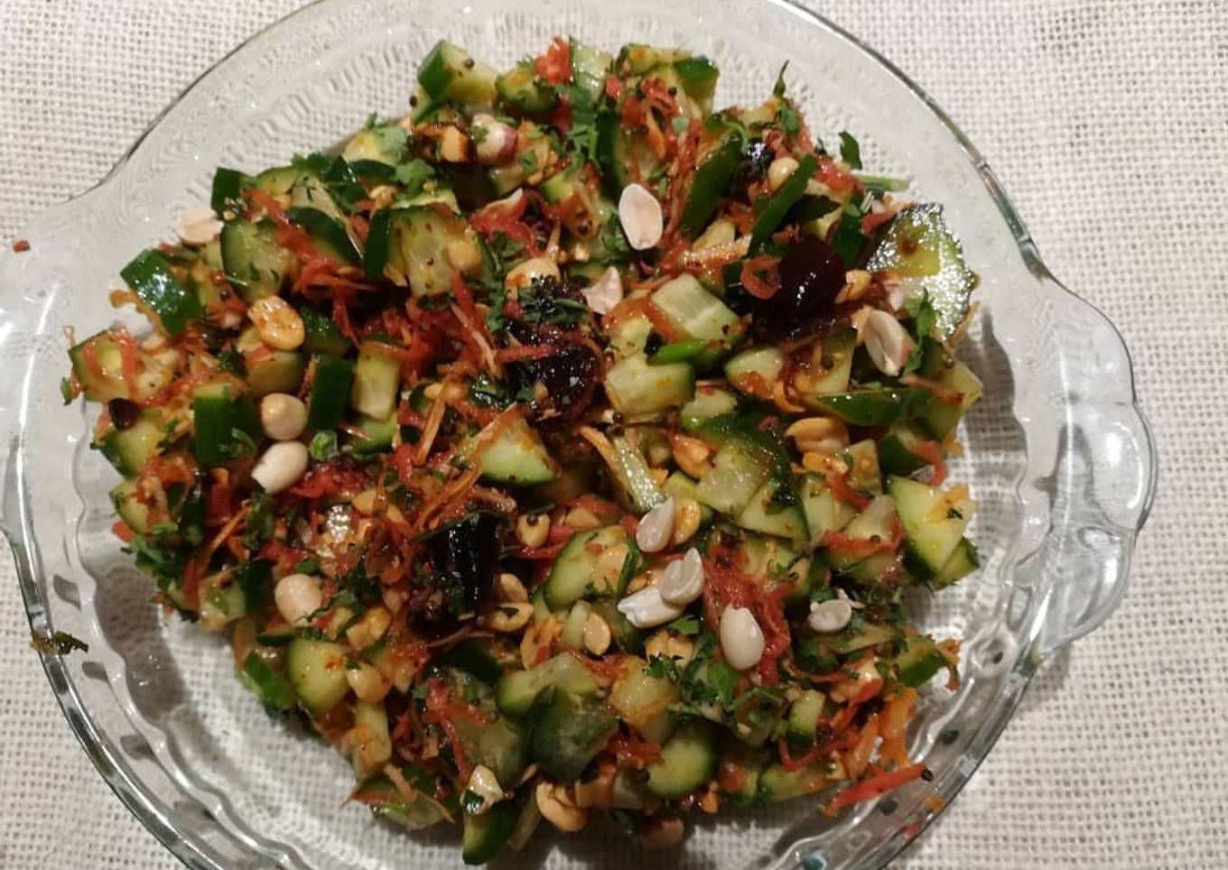 Healthy detox salad