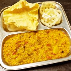 A picture of Masala Dal Khichadi.