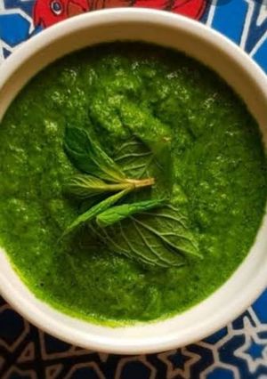 A picture of Sweet mint chutney.