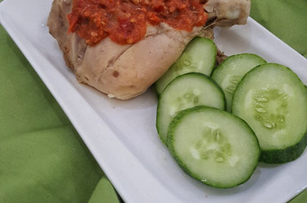 Cara Buat Ayam Kukus Bumbu Rempah Simpel
