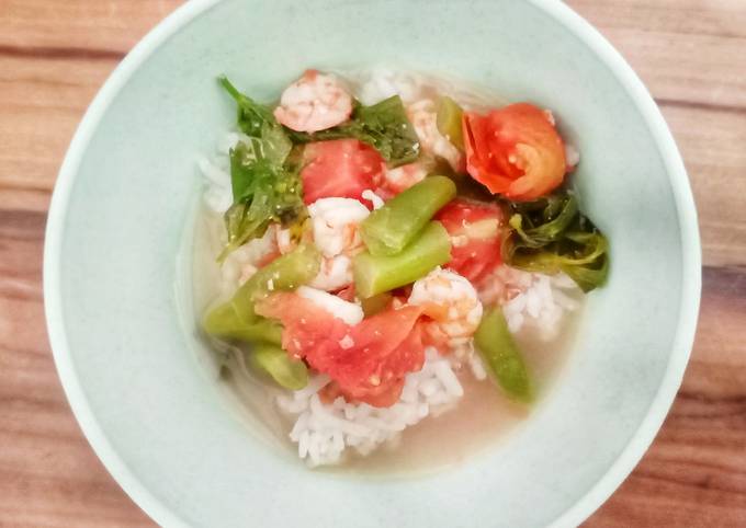 Resep Day. 275 Sop Udang Tomat (15 month+)