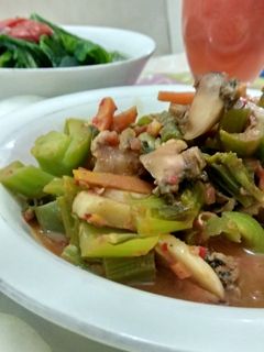 Foto resep Tumis Kerang Kuah Tomat