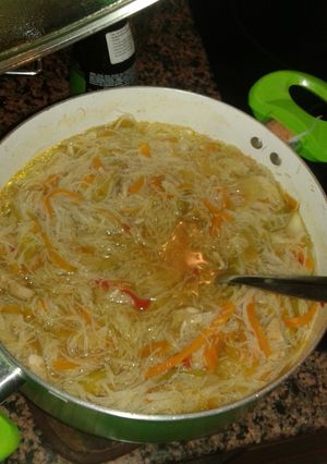 Una foto de Fideos al wok (4 porciones)