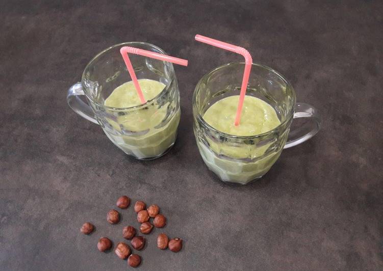 Smoothie verde cremoso
