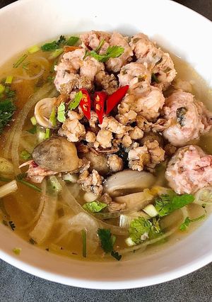 Hình của món Hủ Tiếu Mộc Nấm, Thịt Bằm (Nước Hầm Xương Gà Cực Ngọt).