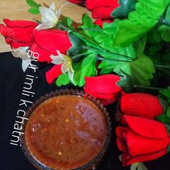 A picture of Gur imli ki chutney.