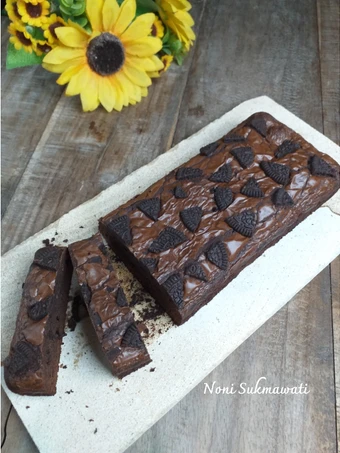 Cara Mudah Membikin Resep Brownies Panggang 1 Telur Shiny Crust yang Uenak Anti Ribet, Mantap