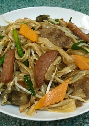 Hình của món Phở xào chay.