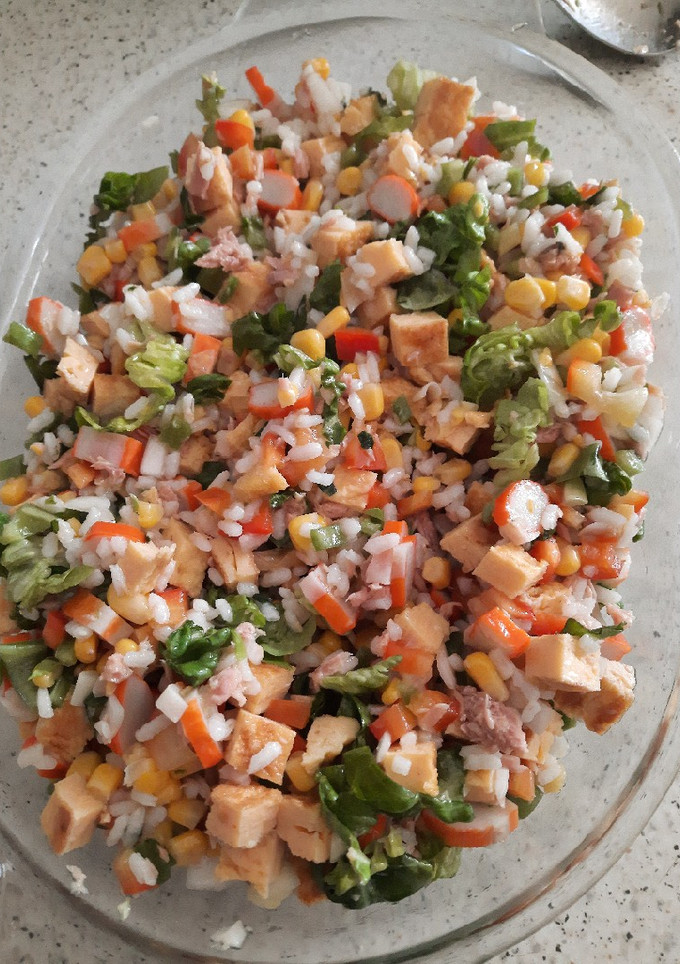 Una foto de Ensalada de arroz 🌾 🍚