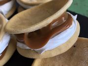 Una foto de whisky de dulce de leche