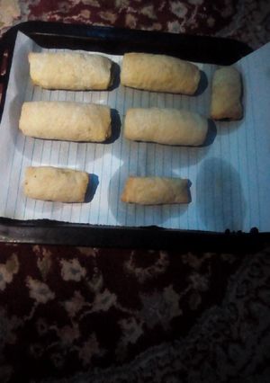 A picture of Fish Rolls.
