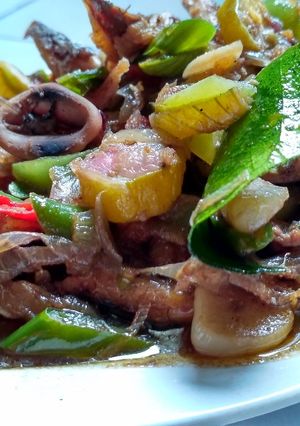 Foto resep Cumi asin plus peda pete pelangi